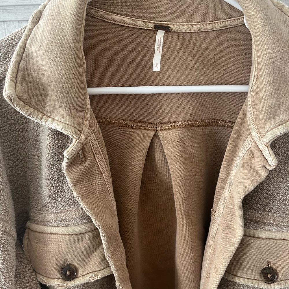 FREE PEOPLE distressed Ruby shacket - Picture 2 of 2